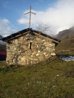 ერთად აღვადგინოთ იფარის ღვთისმშობლის ტაძარი