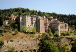 ყოვლადწმინდა ღვთისმშობელი უკრძალავს დედაკაცებს თავის ბაღში - მთაწმინდაზე ფეხის დადგმასაც კი