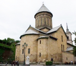 "შევიდე სახლსა შენსა, თაყვანი-ვსცე ტაძარსა წმიდასა შენსა შიშითა შენითა, უფალო"