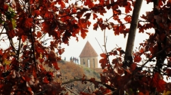 ადგილობრივი ქართველი მოსახლეობისათვის ქურმუხის წმინდა გიორგის სახელობის ეკლესიას განსაკუთრებული მნიშვნელობა აქვს