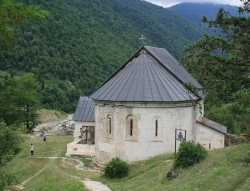 ხულოში სხალთის ღვთისმშობლის შობის სახელობის საკათედრო ტაძარი გაქურდეს