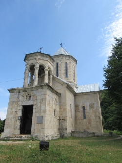 ეკლესიას მრავალძალი, ანუ მრავალძლიერი უწოდეს