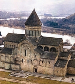 მოდიოდნენ სვეტთან და ვეღარ შორდებოდნენ საკვირველ სახილველს -სვეტიცხოვლობა